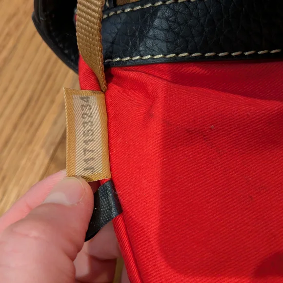 Dooney & Bourke Black Pebble Leather Shoulder Bag Purse - Picture 11 of 16